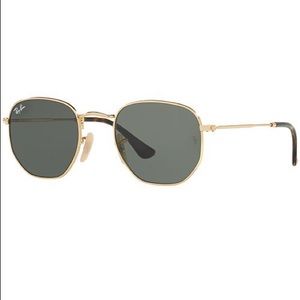 Ray-Ban Sunglasses: Hexagonal Flat Lenses